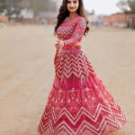 Sivaangi Krishnakumar Instagram - Felt like a WOW!♥️ Outfit @naziasyedofficial Styling @paviiiee_08 Muah @arupre_makeup_artist PC @raghul_raghupathy Retouch @siva_retouch
