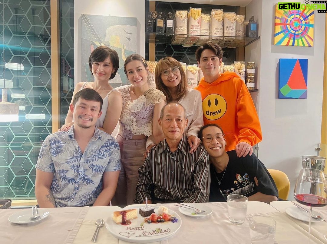 Siwat Chotchaicharin Instagram - Happy Birthday to Big Daddy @arthorn101 69 ปี บริบูรณ์ มีความสุขมากๆนะครับ