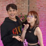 Siwat Chotchaicharin Instagram - อีพีนี้ครบจบทุกกระบวนการ Surprise มากไม่คิดว่า ฟางโกะ โอเค จะชิลขนาดนี้ @fangko_ok คลิปนี้fcจะรู้จักฟางโกะดีขึ้น กว่าจะมาถึงจุดนี้ผ่านช่วงดิ่งถึง2 ครั้ง เป็นเรื่องที่เราไม่เคยรู้มาก่อน และฟางสามารถผ่านจุดนั้นมาได้ยังไง อยากให้ดูกัน รับรองว่าคุณจะรักเธอคนนี้มากขึ้นแน่นอน ติดตาม #amycchannel #ฟางโกะok #ซีศิวัฒน์ #ร้องกับซี