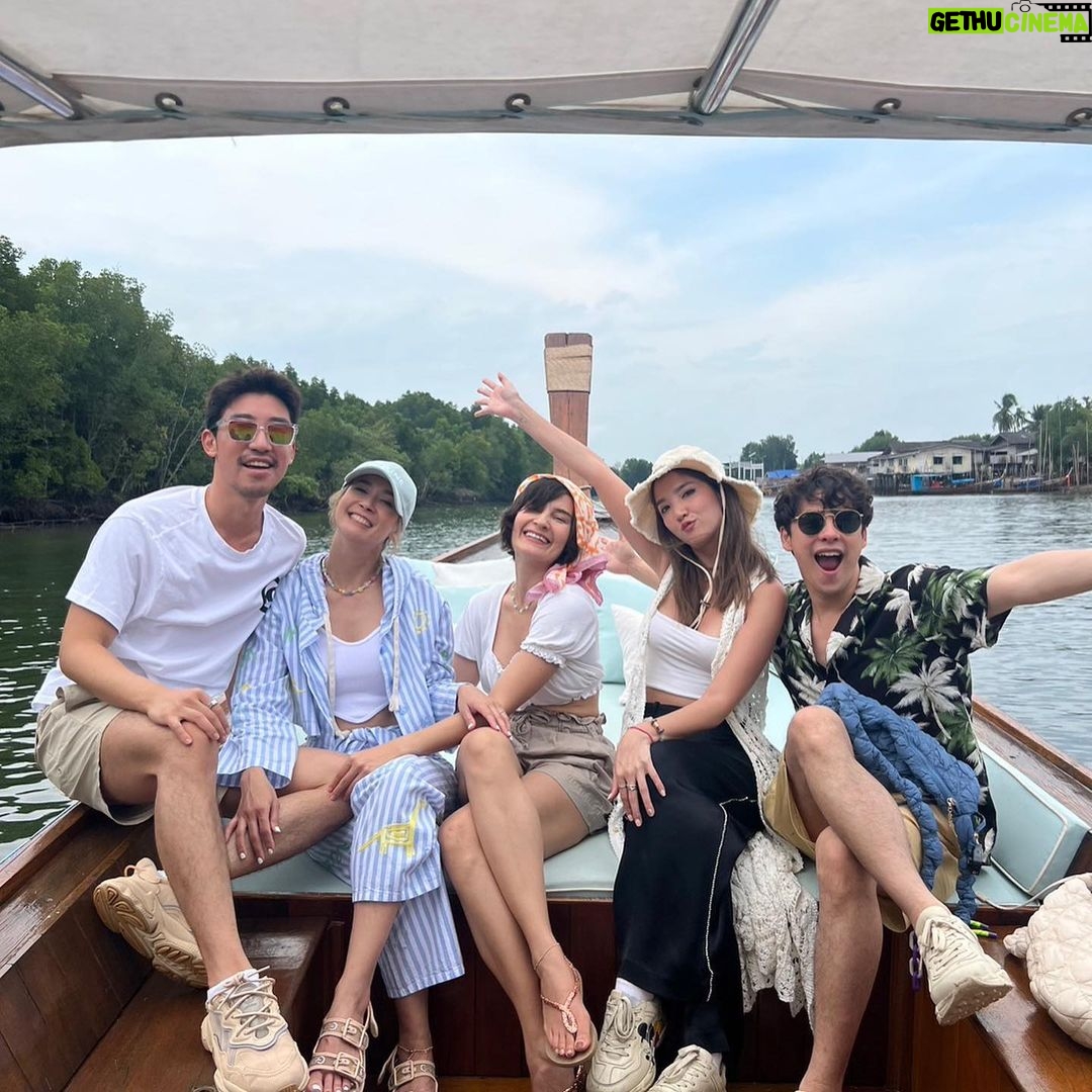 Siwat Chotchaicharin Instagram - Awesome memory on private beach picnic ขอบคุณประสบการณ์ดีๆ อาหารอร่อย บริการสุดยอด โคตรประทับใจเลยครับ ขอบคุณแม่อุ้มมากๆนะครับ @aum_honeymoon ขอบคุณ @krabira #krabira