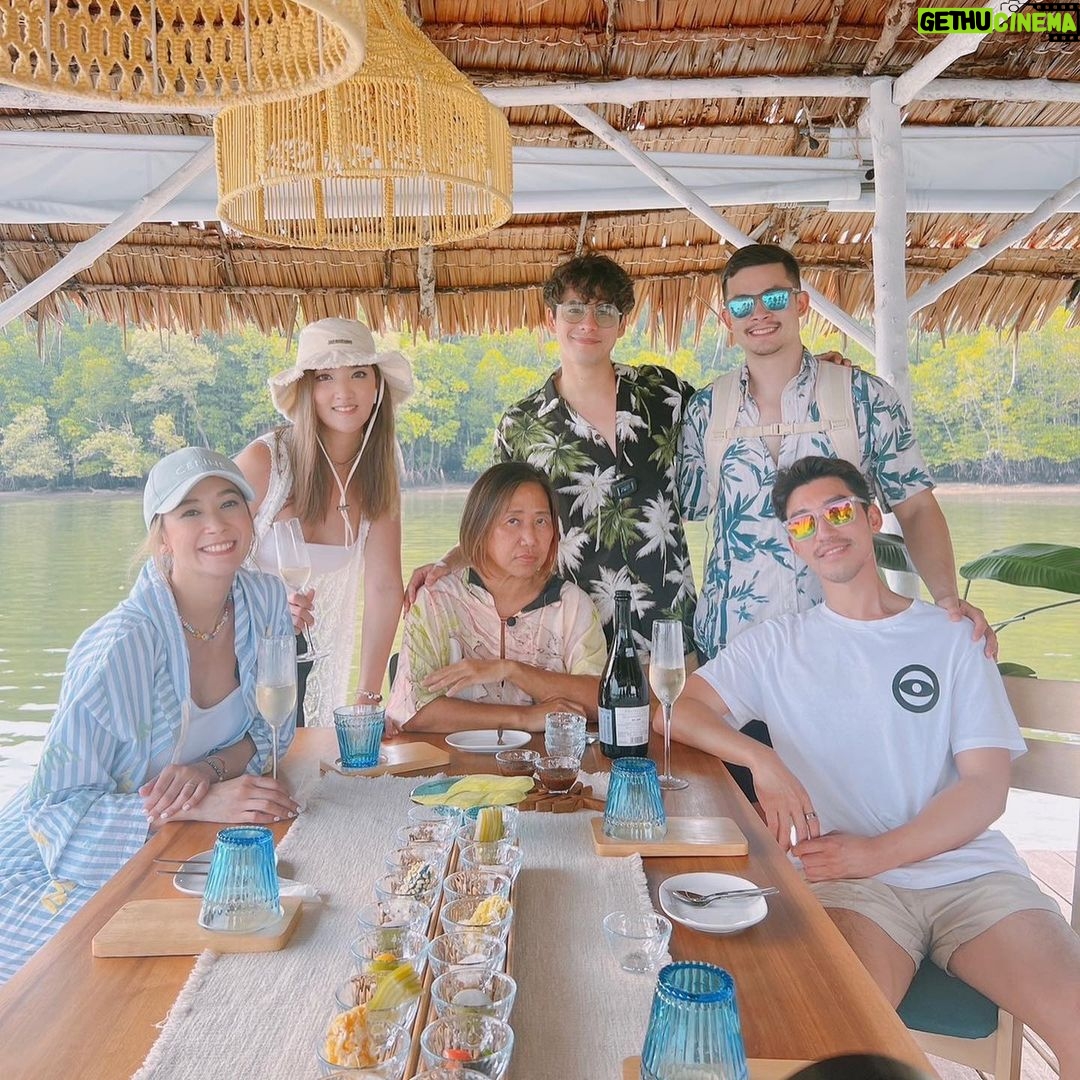 Siwat Chotchaicharin Instagram - Awesome memory on private beach picnic ขอบคุณประสบการณ์ดีๆ อาหารอร่อย บริการสุดยอด โคตรประทับใจเลยครับ ขอบคุณแม่อุ้มมากๆนะครับ @aum_honeymoon ขอบคุณ @krabira #krabira
