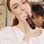 Siwat Chotchaicharin Instagram - Sing With Me | ร้องกับซี - ถ้าเธอ STAMP & Violette Wautier Cover : แจ็คกี้ ชาเคอลีน x ซี ศิวัฒน์ #แจ็คกี้ชาเคอลีน #ร้องกับซี #singwithme #ซีศิวัฒน์