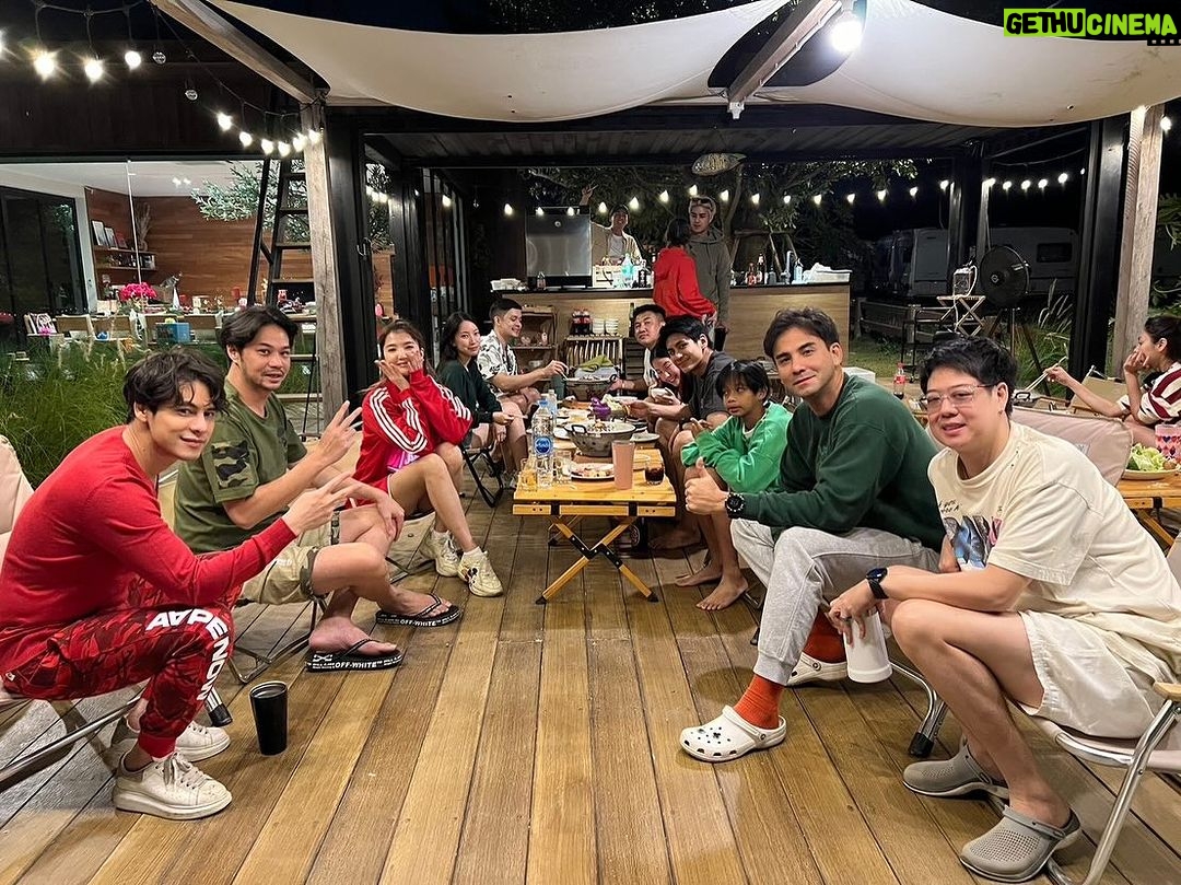 Siwat Chotchaicharin Instagram - Happy time with my gang 🎄✨❤️ #landofuscamp🏕️🍃 @landofuscamp