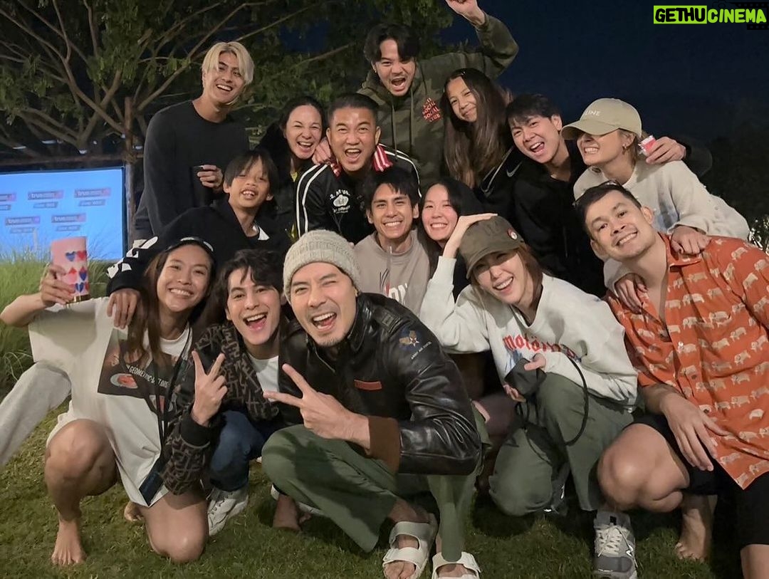 Siwat Chotchaicharin Instagram - Happy time with my gang 🎄✨❤️ #landofuscamp🏕️🍃 @landofuscamp