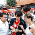 Siwat Chotchaicharin Instagram - รอบนี้กลับบ้านเกิดที่หาดใหญ่ คุ้มมาก ได้กินของอร่อยจากสงขลา มารวมที่เดียวเลย โคตรเด็ด!! Hatyai is cooking งานfood fair ดีๆที่ Coke เค้าจัดทั่วประเทศ ติดตามกันต่อว่าเค้าจะไปจัดจังหวัดไหนต่อนะครับ #cokezeroกินกับอะไรก็อร่อย