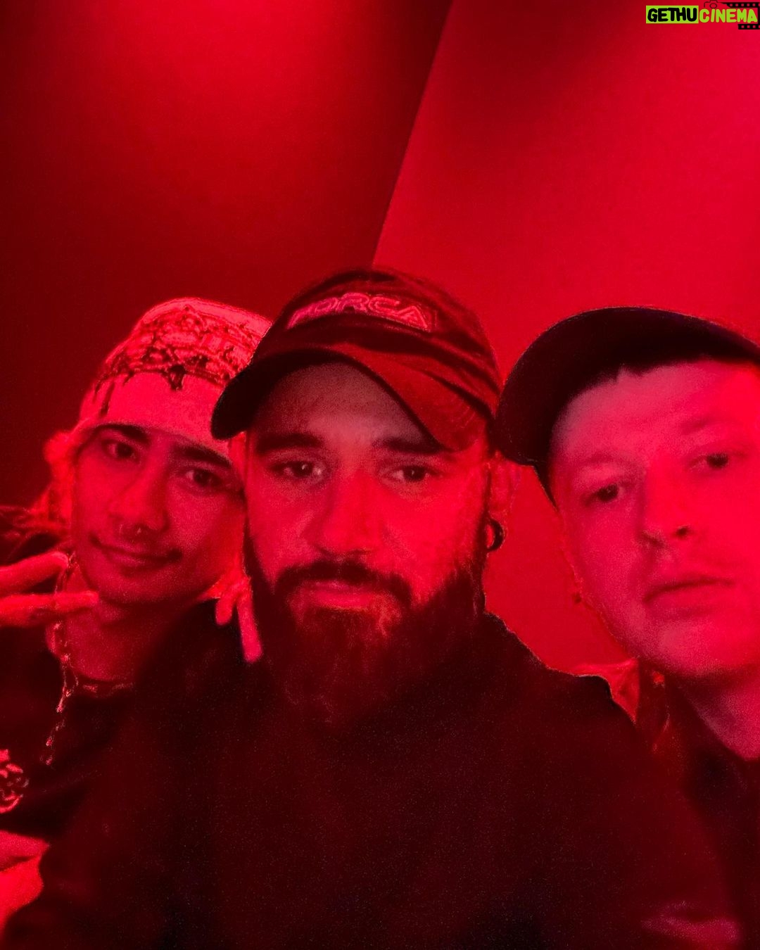 Skrillex Instagram - UPDATE: London is Londoning Next album is albuming 🫶🇬🇧🫶