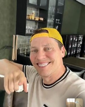 Skrillex Instagram - muita dança 🥳