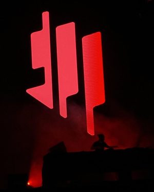 Skrillex Instagram - muita dança 🥳