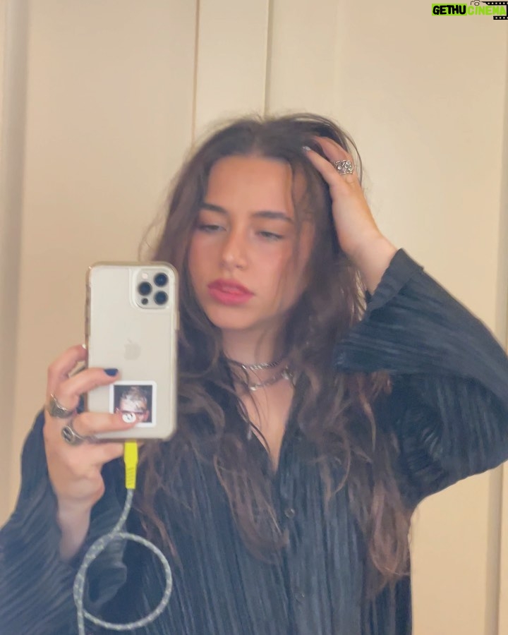 Sky Katz - 145.2K Likes - ✦ǂ⋆ ❦