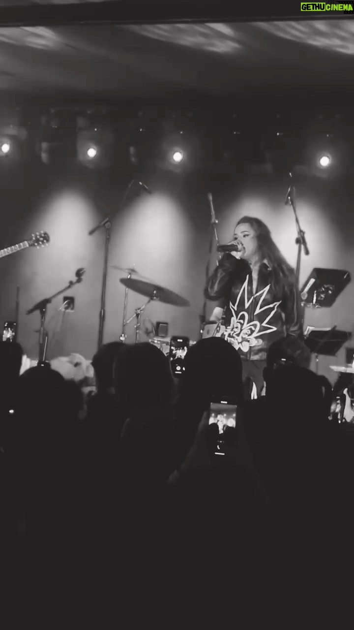 Sky Katz Instagram - last night was absolutely insane. more pics and vids coming soon. thank you to everybody who came & showed love 🖤