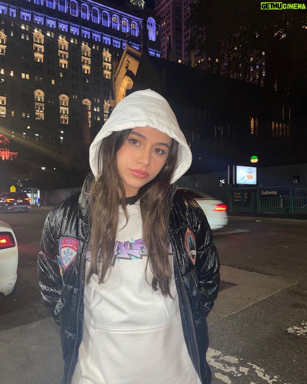 Sky Katz Instagram - link in bio for fit 🖤 Your Moms House