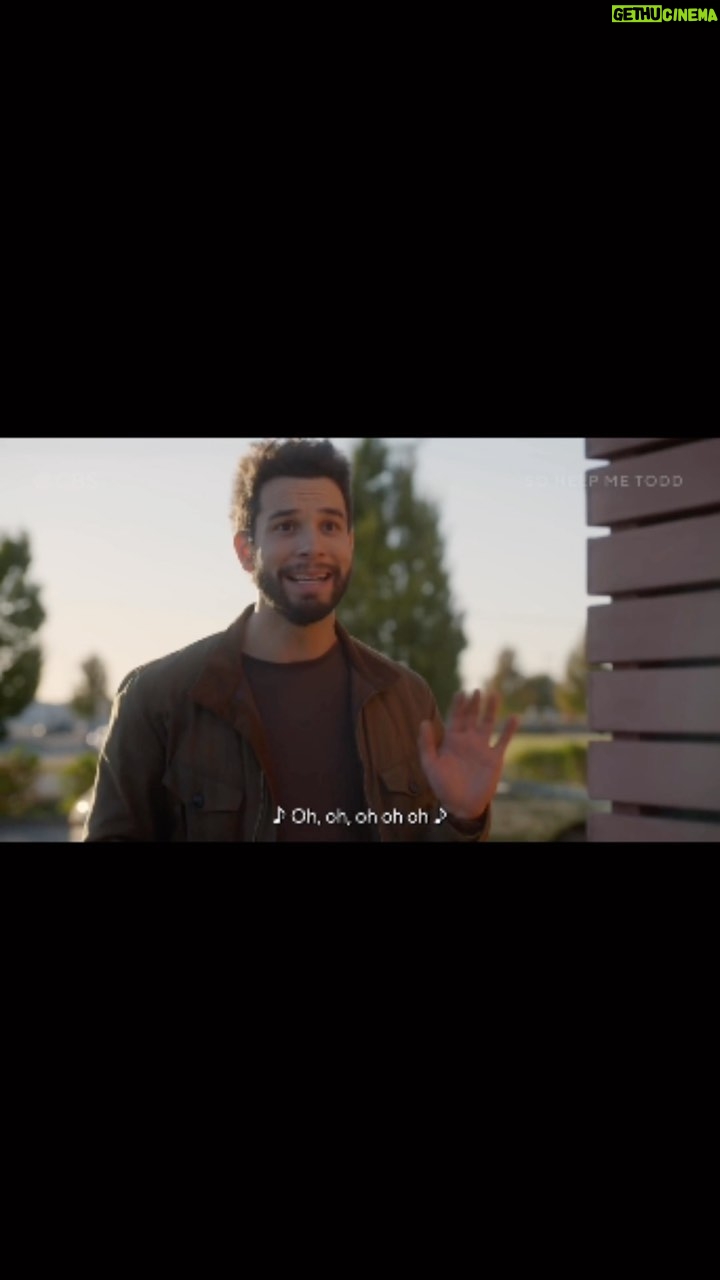 Skylar Astin Instagram - SMASH!! 🪟 Catch up on @sohelpmecbs on the @paramountplus app. Link in bio!