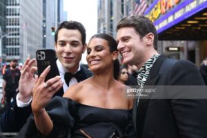 Skylar Astin Instagram - An unforgettable night at @thetonyawards