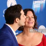 Skylar Astin Instagram – A jaunt to the Blue Carpet in between shows! So excited to bring @sohelpmecbs to your TV this fall on @cbstv !!

Suit @reiss 
Hair @selmanillanyc
Mom @mgh_8 CBS studios