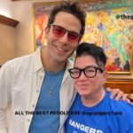 Skylar Astin Instagram – Last night was 10/10! The @nyrangers advance in the playoffs! Swipe for Team Synergy and @gatenm123 and I’s costume change to switch up to the Juju!! 🔴🔵
📸 @mfarsi Madison Square Garden
