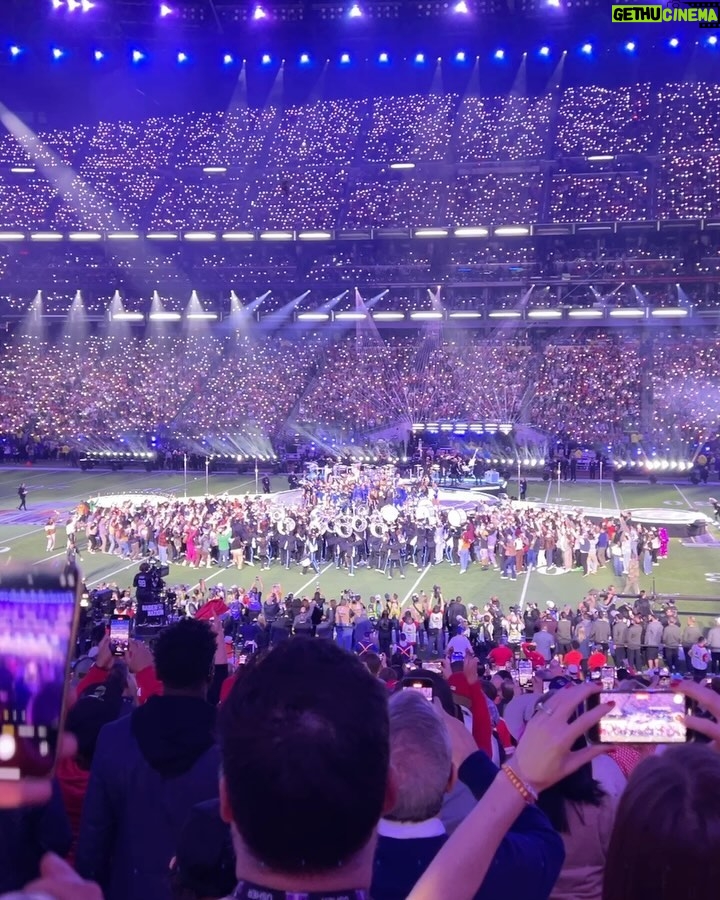 Skylar Astin Instagram - @sohelpmecbs and @cbstv fam at #Superbowl58 for #CBSPremiereWeek 🏈 SEASON 2 of Todd airs TOMORROW Feb 15 🔎 Las Vegas, Nevada