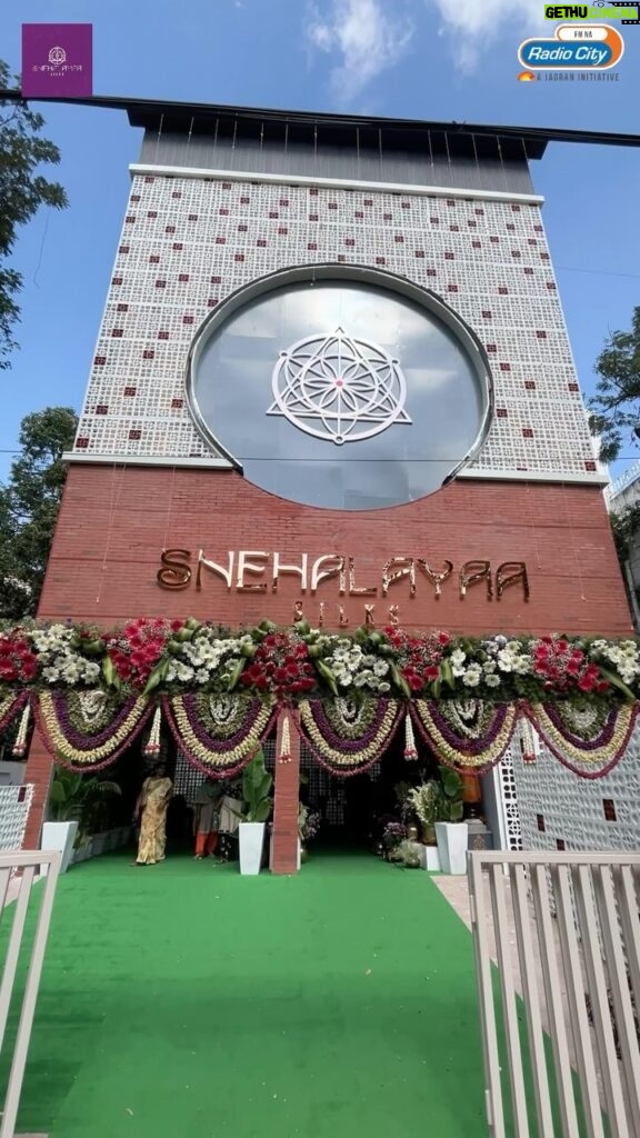 Sneha Instagram - RJ Nidhi visit to Snehalaya Silks. . Snehalaya Silks Showroom Launch at Venkata Narayana Road, T-Nagar Chennai . #snehalayasilks #rjnidhi #sneha #saree