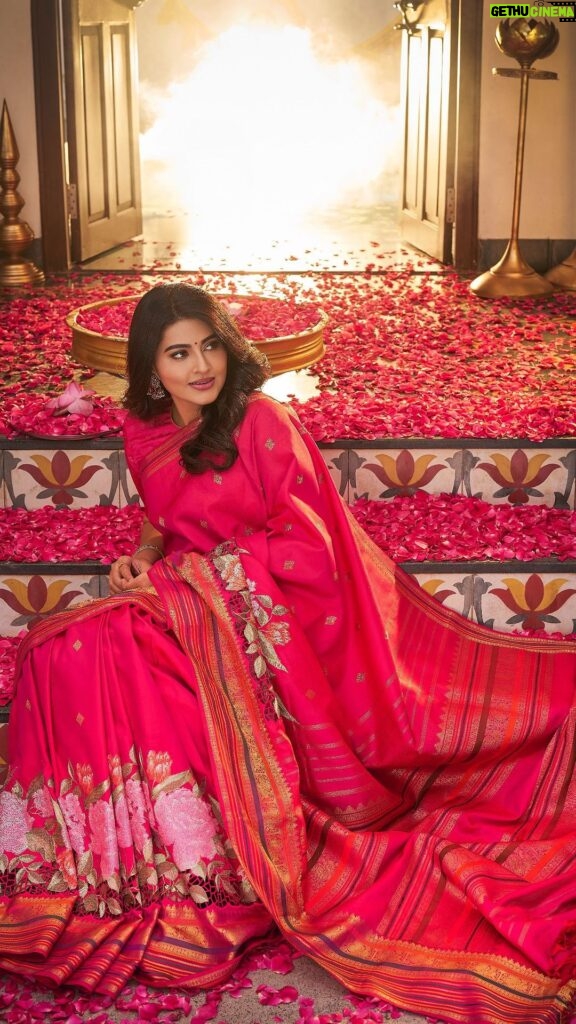 Sneha Instagram - Join us in this exclusive journey, where Indian textiles come to life in a way like never before. 🛍 Here is a sneak peek into the magic that awaits. From vibrant hues to intricate designs, Snehalayaa Silks is your one-stop destination for affordable silk sarees. 💫 #snehalayaa #snehalayaasilks #tnagarshopping #sareefashion #sareedraping #indianwear #sareeblouse #india #ethnicwear #indianwedding #love #traditional #handloom #kurti #wedding #lehenga #sareeindia #silksaree #silksarees #indianfashion #sareelover #silk #style #sareestyle #sareecollection