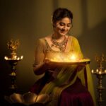 Sneha Instagram - Moments frozen in time, stories waiting to be told !!! @swaasabygeetu @ashokarsh @jcsjewelcreations @vyshalisundaram_hairstylist