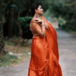 Sneha Instagram - @swaasabygeetu @ashokarsh @jcsjewelcreations @vyshalisundaram_hairstylist @salomirdiamond