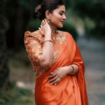 Sneha Instagram - @swaasabygeetu @ashokarsh @jcsjewelcreations @vyshalisundaram_hairstylist @salomirdiamond