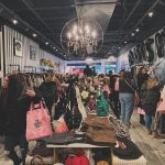 Snooki Instagram - I am overrr the moonnnnnn about this past weekend!!! LONG ISLAND YOU CAME OUTTTTTT 🥹 So thankful for everyone who came to support @thesnookishop new location in Huntington, NY! Shout out to my amazing staff for hustling to get us ready!! LOVE YEWWWW ALL!💋💋 alsoooo Thanks to all my new neighboring businesses for being apart of my grand opening! 🍪 @fabtreatsli 🎈 @bumblebeeballoons_ ✨ @shopsmallbizli Huntington, New York