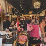 Snooki Instagram - I am overrr the moonnnnnn about this past weekend!!! LONG ISLAND YOU CAME OUTTTTTT 🥹 So thankful for everyone who came to support @thesnookishop new location in Huntington, NY! Shout out to my amazing staff for hustling to get us ready!! LOVE YEWWWW ALL!💋💋 alsoooo Thanks to all my new neighboring businesses for being apart of my grand opening! 🍪 @fabtreatsli 🎈 @bumblebeeballoons_ ✨ @shopsmallbizli Huntington, New York