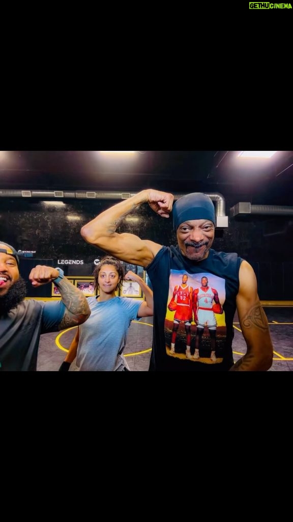 Snoop Dogg Instagram - Getting stronger everyday ❤️‍🩹🙏🏾🕊️. @badabing33 💪🏾💪🏾🙏🏾