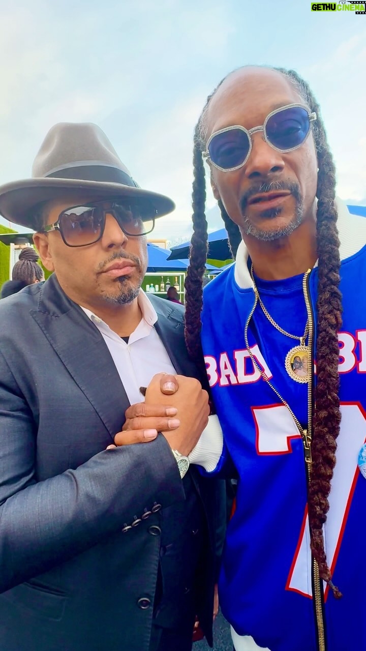 Snoop Dogg Instagram - Check 1-2 from “The Compound!” supporting my Family @SnoopDogg & Sis aka the 1st Lady, @Bosslady_ent. Condolencias to the entire #Worthington Fam. Brother #Snoop, a very humble thank you for prayers and well wishes when I miraculously went down for the count and awoken to new life! Prayer Changes Things! You already know King! #PrayerWarriors for each other! Rest King #Bing Crosby Worthington Jr aka @BadaBING33! 💔 #HealthcareLetsFight 🥊 Mr. Al B. Sure! Executive Chairman • Health Equity in Transplantation Coalition 501c3 @Transplants4All “Standing Firm in the Gap for the Culture. Demanding Equity, Inclusion and Equal Access to Healthcare for us All!” In the Words of The #DoggFather #TransplantsforEverybody 🙏🏽 ❤️ to @calinanita y @official_Kurupt #DPGC www.EquityforTransplants.org Don’t Let the L❤️ve Songs Fool You! @TheAlBSurePodcast Los Angeles, California