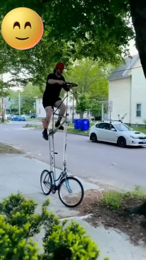 Snoop Dogg Instagram - Dummy of tha week cycling edition 😭😭😭 🤔