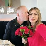 Sofía Vergara Instagram - This week on Dinner’s On Me, “Griselda” and “Modern Family” star Sofia Vergara joins the show. Over pizza and what they call “fluffy orange juice,” Sofia tells me what it was like to produce and star in the hit Netflix series “Griselda.” Plus, we get into Ed O’Neill’s voicemails and why marshmallows were hidden on the “Modern Family” set. And because it was Valentines Day I brought Sofia flowers. This episode was recorded at Dante in Beverly Hills, CA. Episode link is in the bio—don't wait, give it a listen! ❤️ The Maybourne Beverly Hills