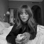Sofia Andres Instagram - oh I said yes to bangs 🌚 Milan, Italy