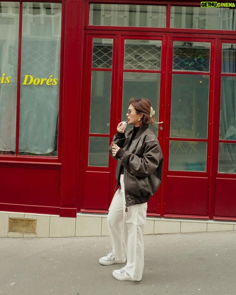Sofia Andres Instagram - where every corner tells a story. Paris,France