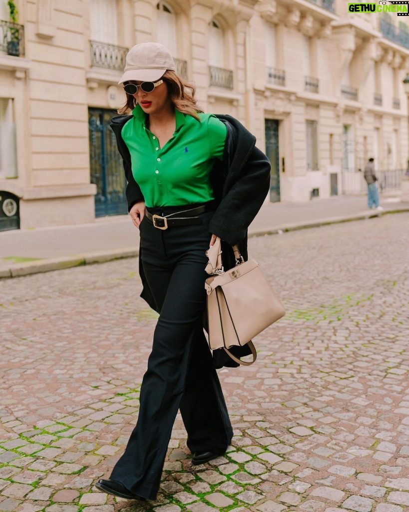 Sofia Andres Instagram - effortlessly chic in timeless green and black. @ralphlauren #ralphlauren Paris,France