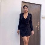 Sofia Ansari Instagram - #grwm for a date ? Black dress @zara Lingeries @hm Perfume @marcjacobs Makeup @trysugar Accessories @westsidestores Captured by myself ‘ #black #love #sofiaansari #instafashion