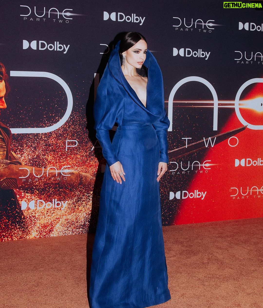 Sofia Carson Instagram - DUNE. . .🌙 New York, New York