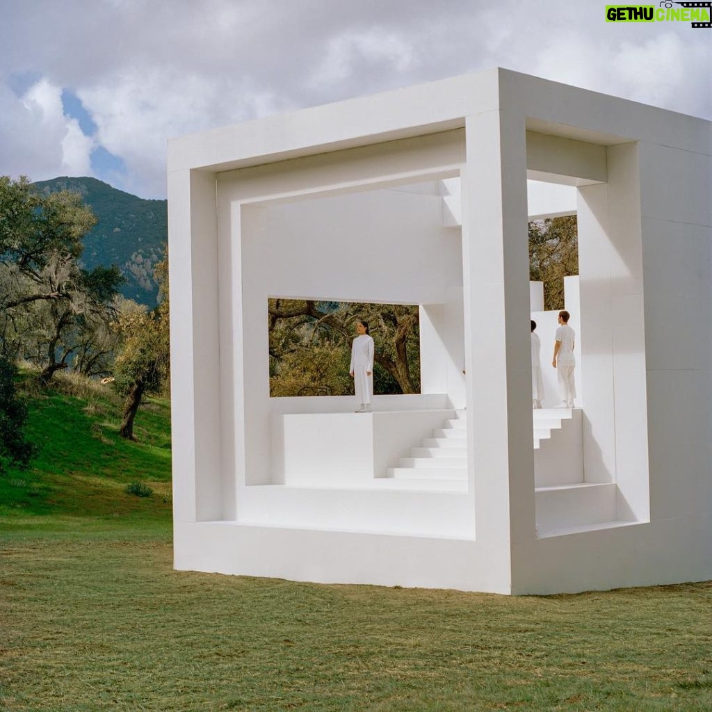 Solange Instagram - metatronia (metatrons cube) (2018) modular sculpture and performance piece