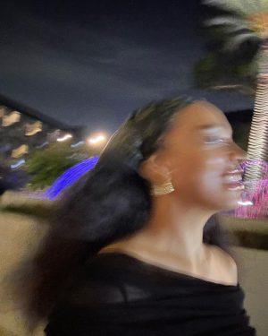 Solange Instagram - Hiiiiiiiii 🖤
