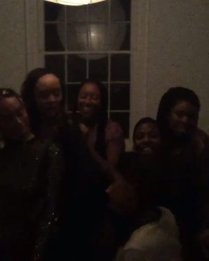 Solange Instagram - @cancersznisforever !!! 🎂
S/o all the black women who lift me up and bring me joy every day ! 

🛐All I want for my birthday is to give gratitude that God chose me to be black and woman, and to bump Yes Sirrr like 4, 5 times in a hot tub w my frennnns…🥂

I love yallllllll