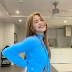 Solar Instagram - 심야괴담회와 함께 셀카ㅋㅋ