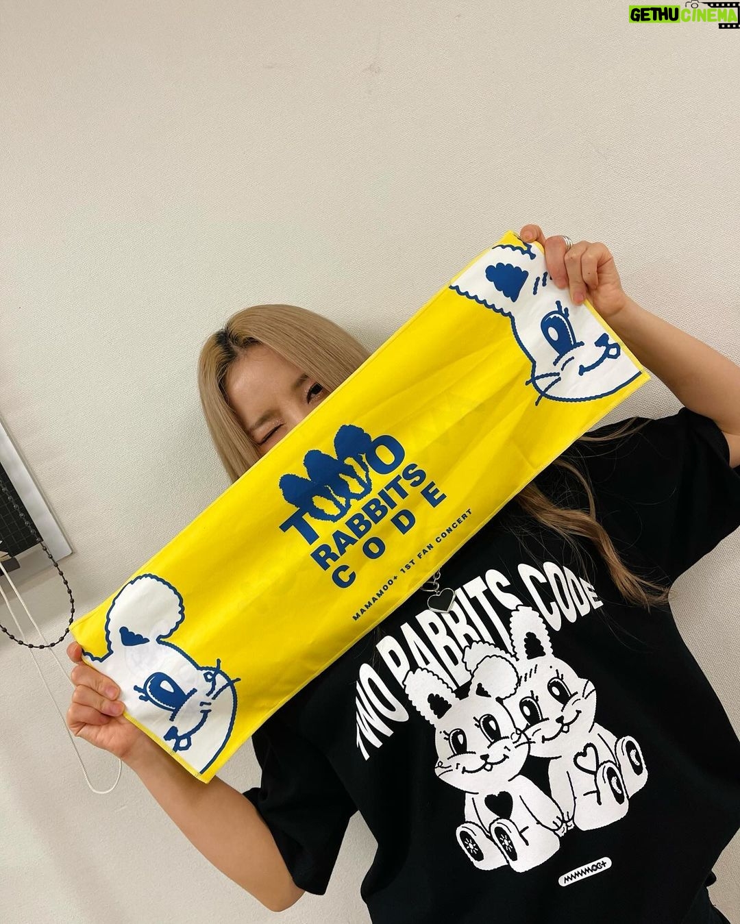 Solar Instagram - Fanconcert in JAPAN💕 못 잊어ðŸ˜