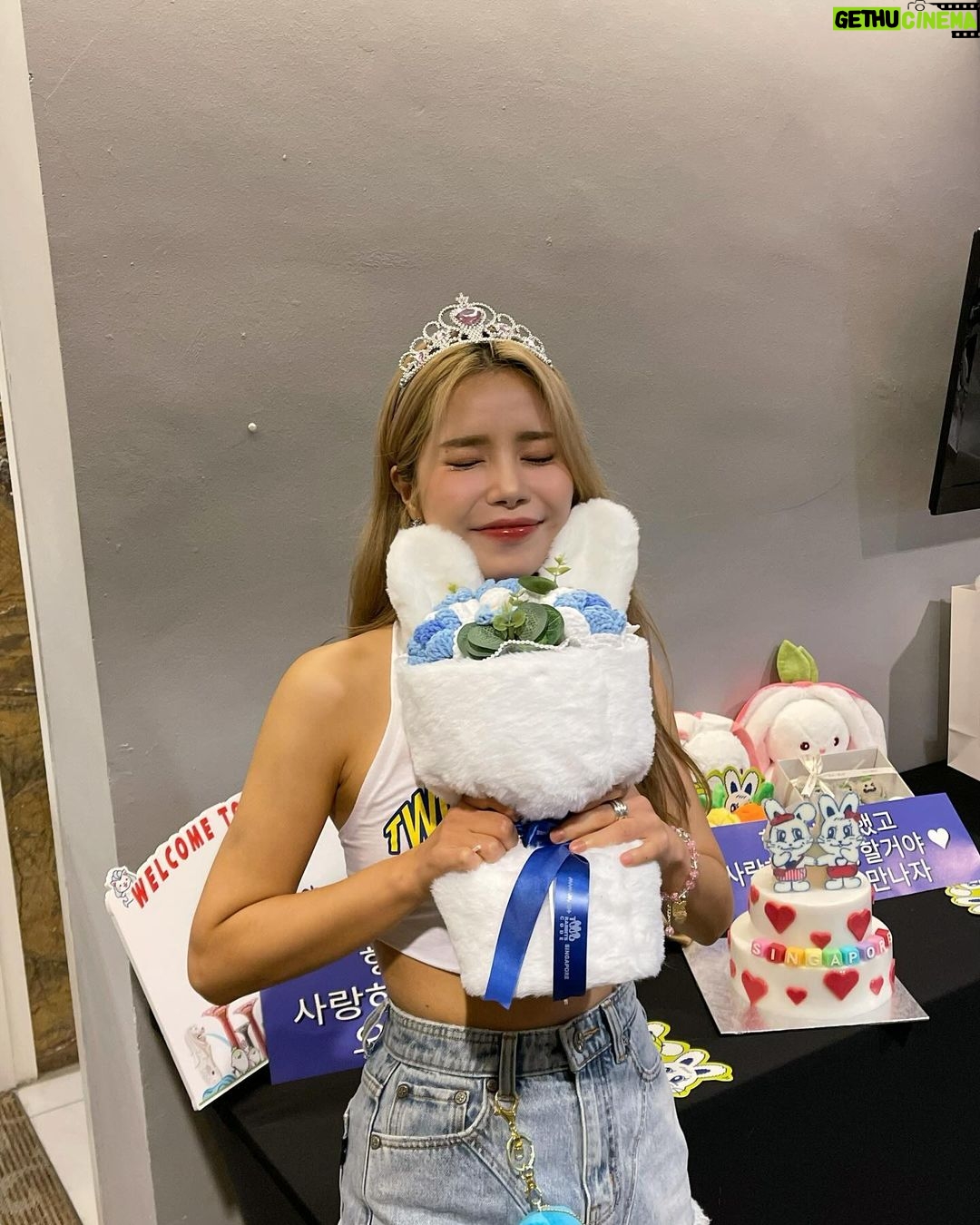 Solar Instagram - mamamoo+ FanConcert in Singapore❤️