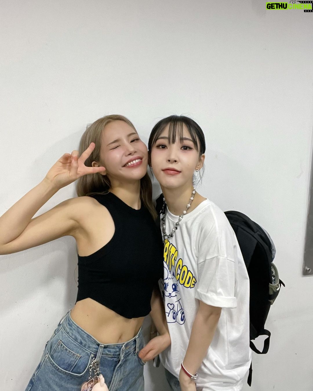 Solar Instagram - MAMAMOO+ 1st FanConcert "Two rabbits code"❤️ 무무들,그리고 모두 못 잊어🫶🏼
