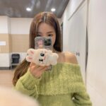 Solar Instagram - 용끼때문에...😭