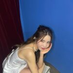 Solar Instagram - 생일 함께해줘서 고마워❤️