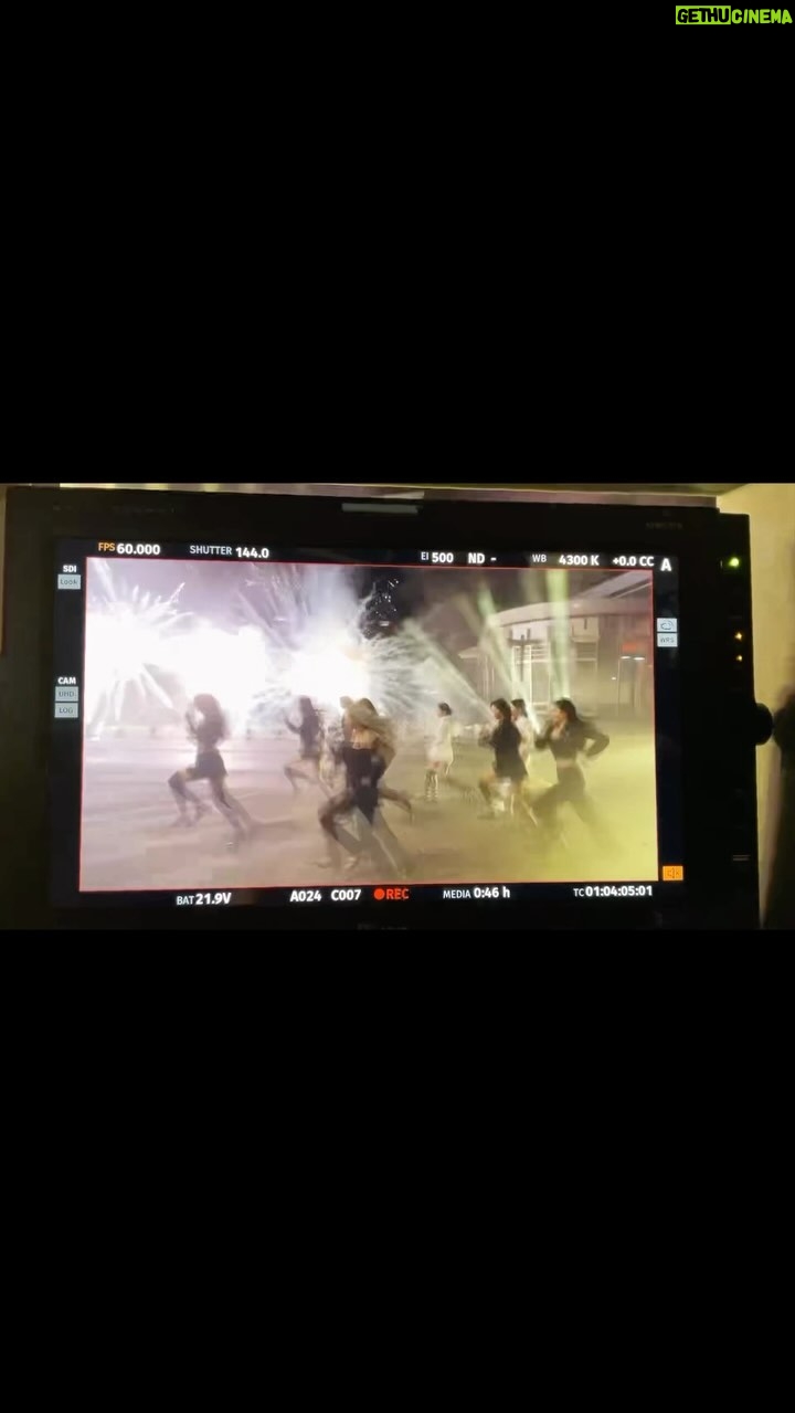 Son Chae-young Instagram - 트와이스 8주년 추카해 사랑해