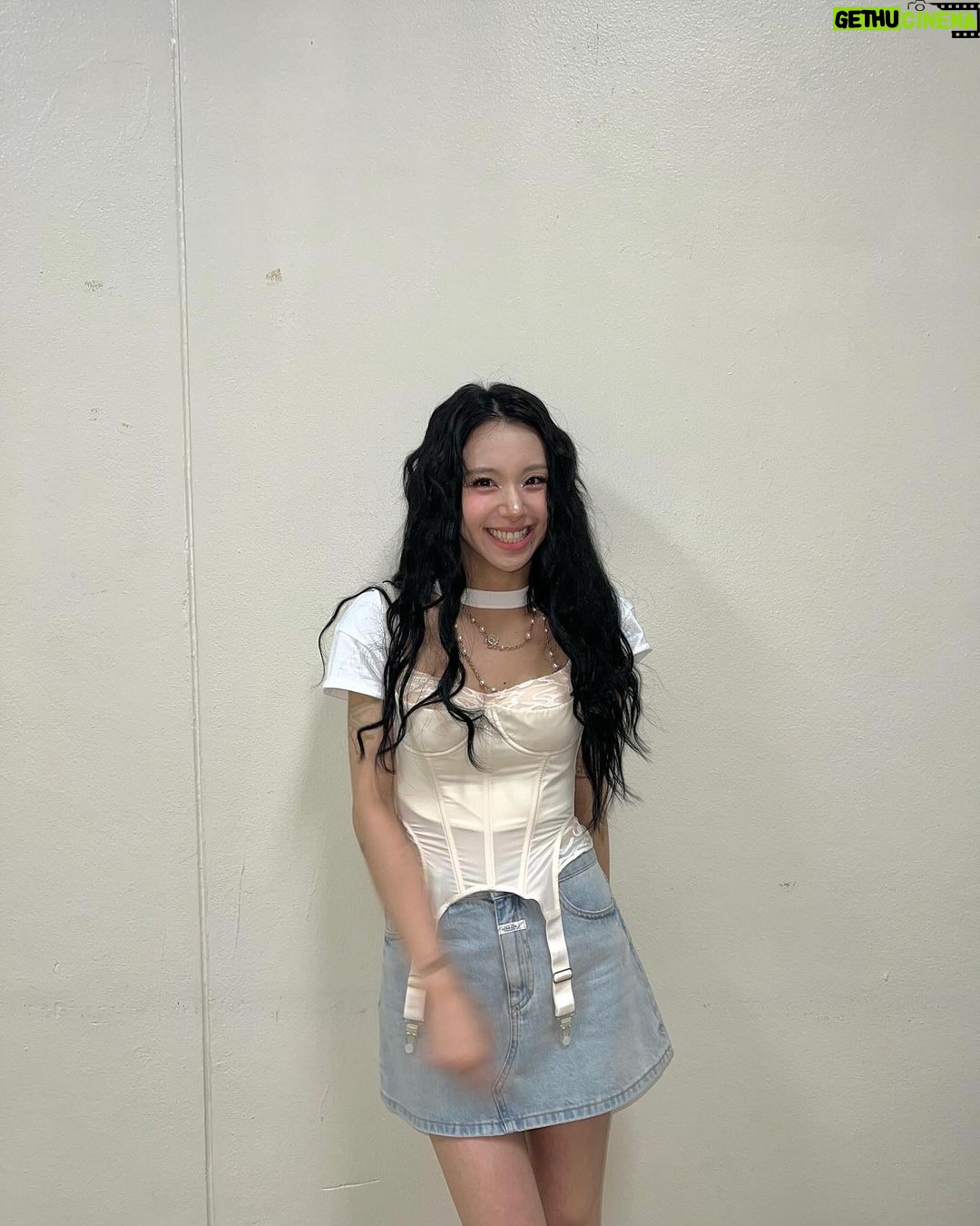 Son Chae-young Instagram - Thank u Bangkok🪽