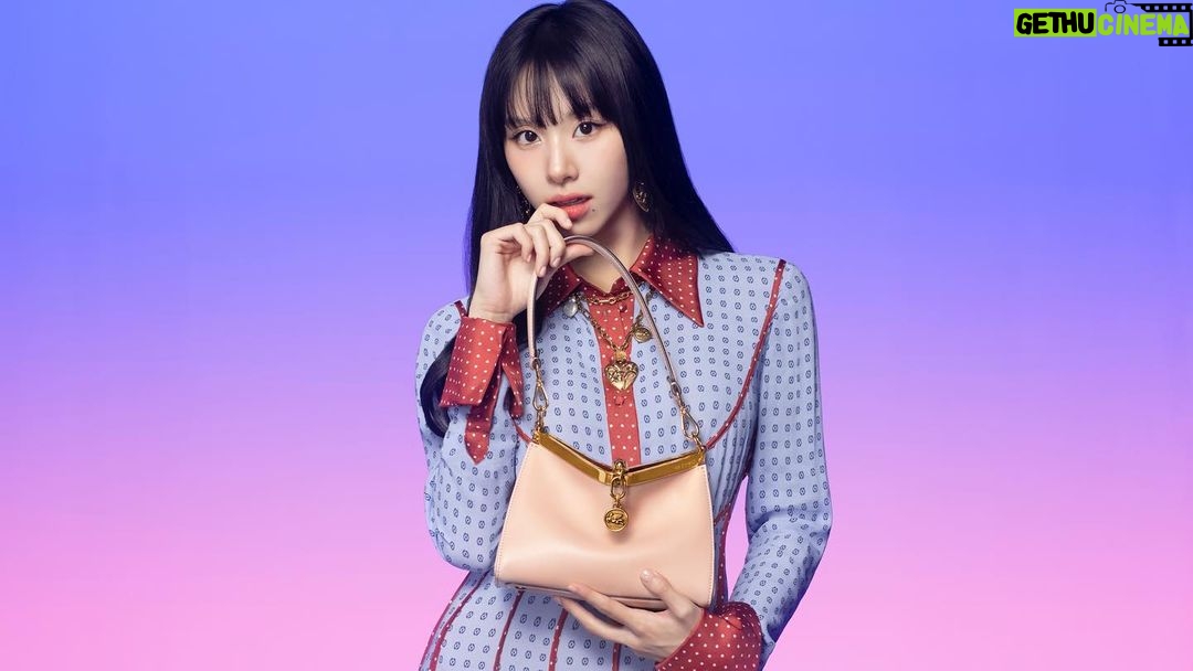 Son Chae-young Instagram - Excited to be a part of the ETRO family as the very first Japan brand ambassador I can’t wait to show you guys the dreamy world of ETRO Stay tuned! #Etro #EtroChaeyoung #TWICE #CHAEYOUNG #PR #JAPAN @etro