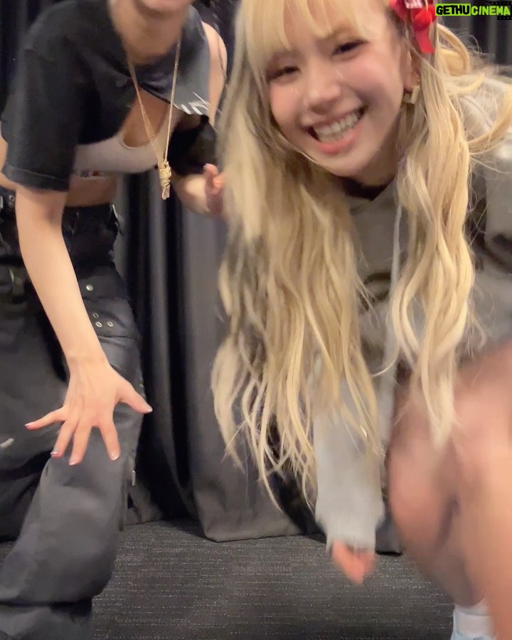 Son Chae-young Instagram - Thank you Sydney🤍🍬
