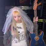 Son Chae-young Instagram - 내 기타🎸🍓👰🏼‍♀️*･゜ﾟ･*:.｡..｡.:*･'(*ﾟ▽ﾟ*)'･*:.｡. .｡.:*･゜ﾟ･*내 이름 불러줘서 고마워요💫